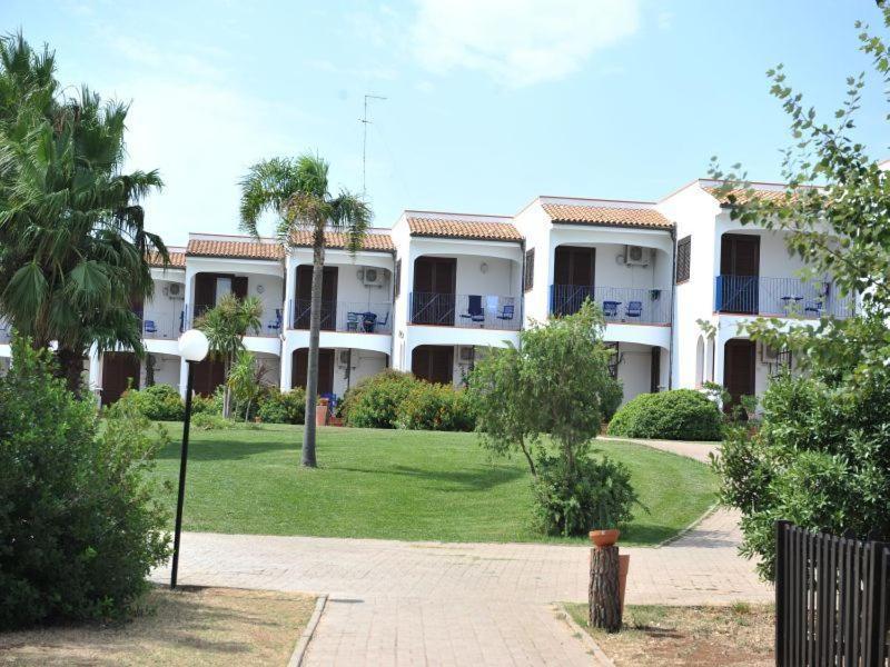 Hotel Club Santa Sabina Torre Santa Sabina Exterior photo